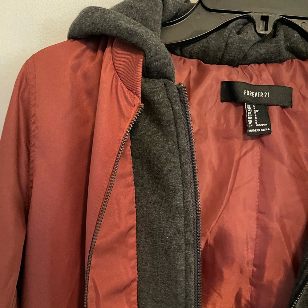🍒 Bomber jacket 🍒 - Picture 3 of 8